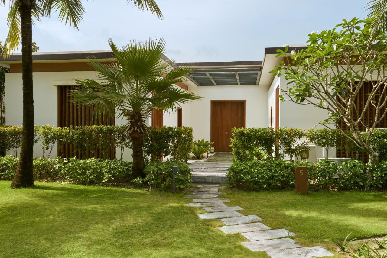 Moevenpick Villas & Residences Phu Quoc Exteriér fotografie A villa at Vinpearl Hotel Nha Trang