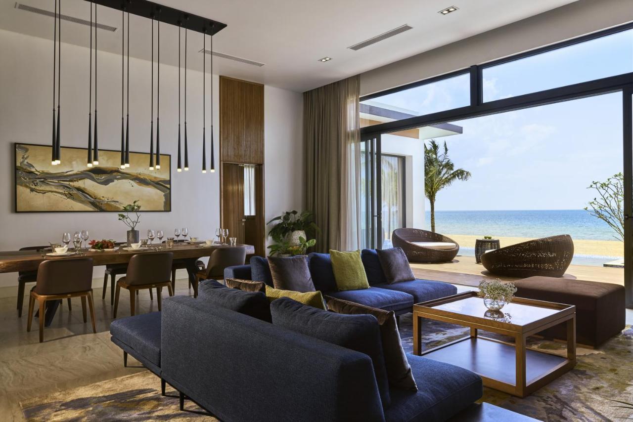 Moevenpick Villas & Residences Phu Quoc Exteriér fotografie The interior of a villa at the resort