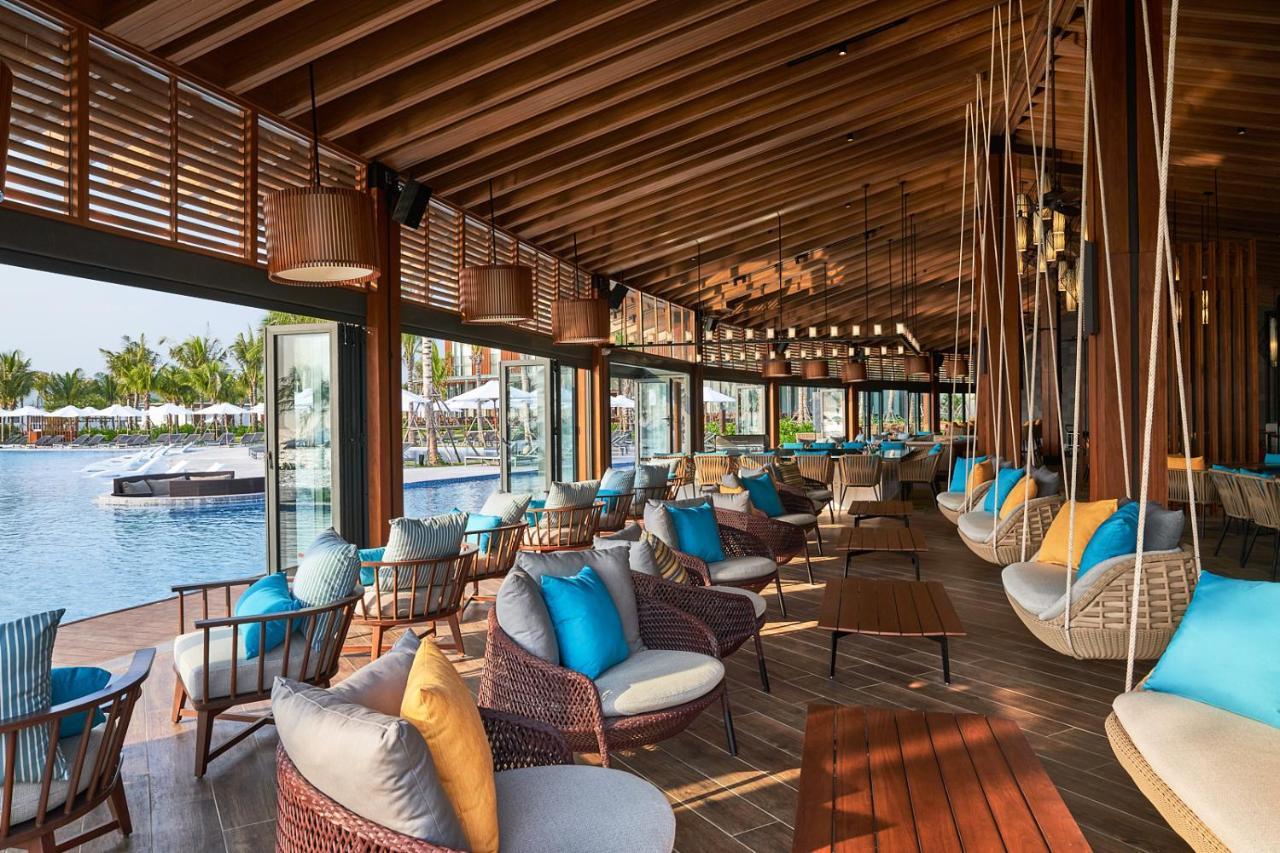 Moevenpick Villas & Residences Phu Quoc Exteriér fotografie The Beach Club